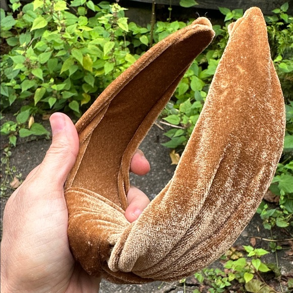 Velvet Tan Knotted Headband - Picture 6 of 10